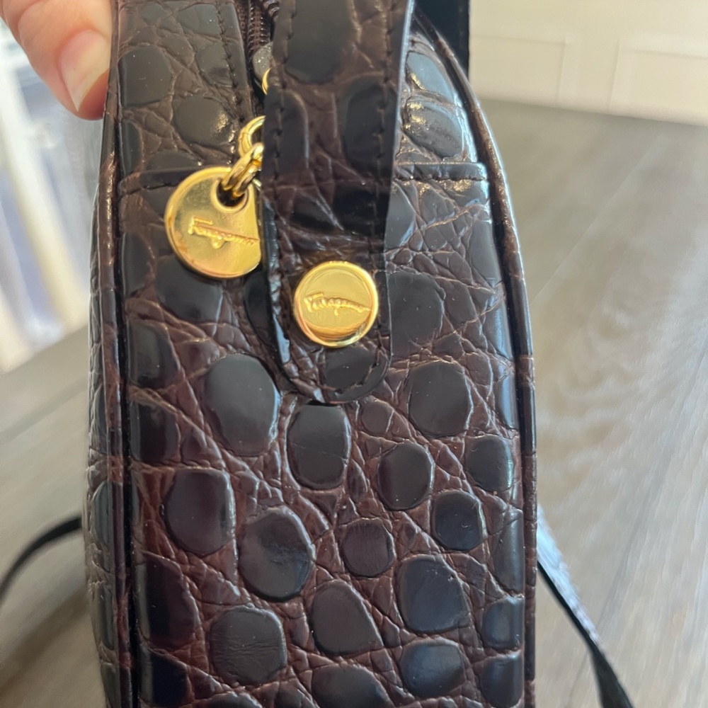 Salvatore Ferragamo Croc Embossed Leather Crossbody bag - Picture 4 of 5